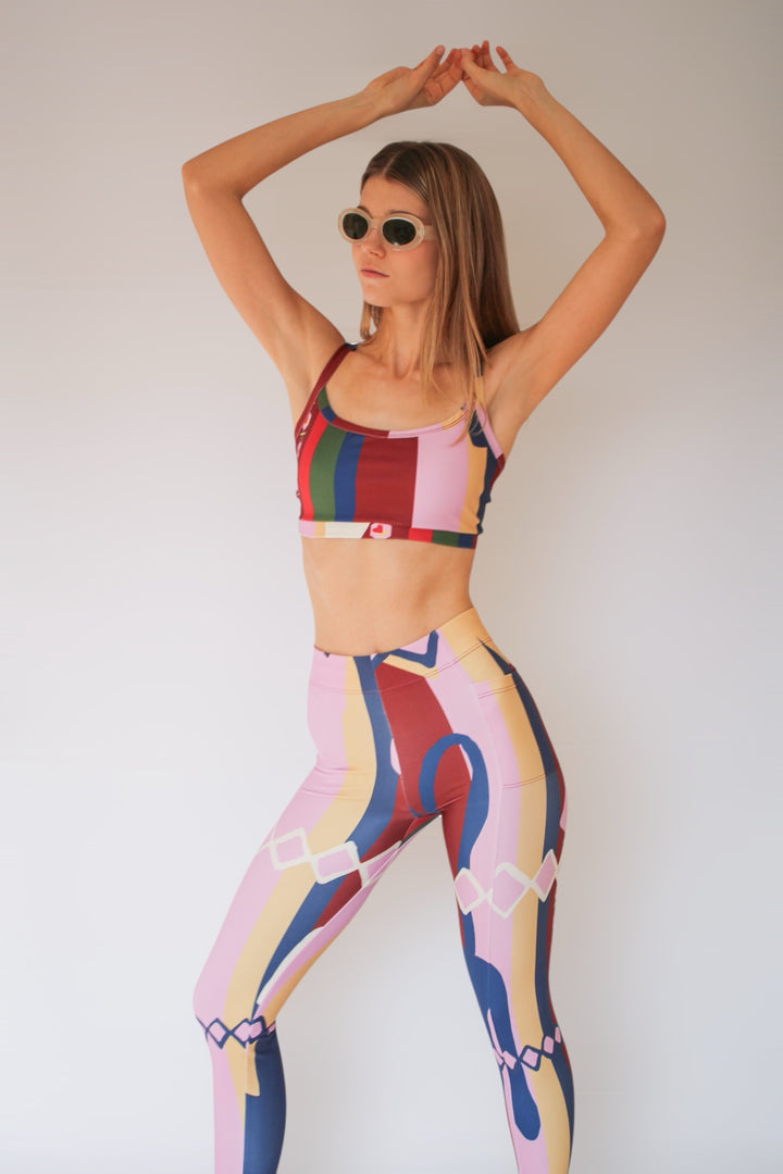 Lycra Cherry Brandy · Ajuste que estiliza