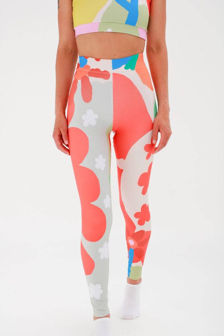 Lycra Red Flower · corte que estiliza