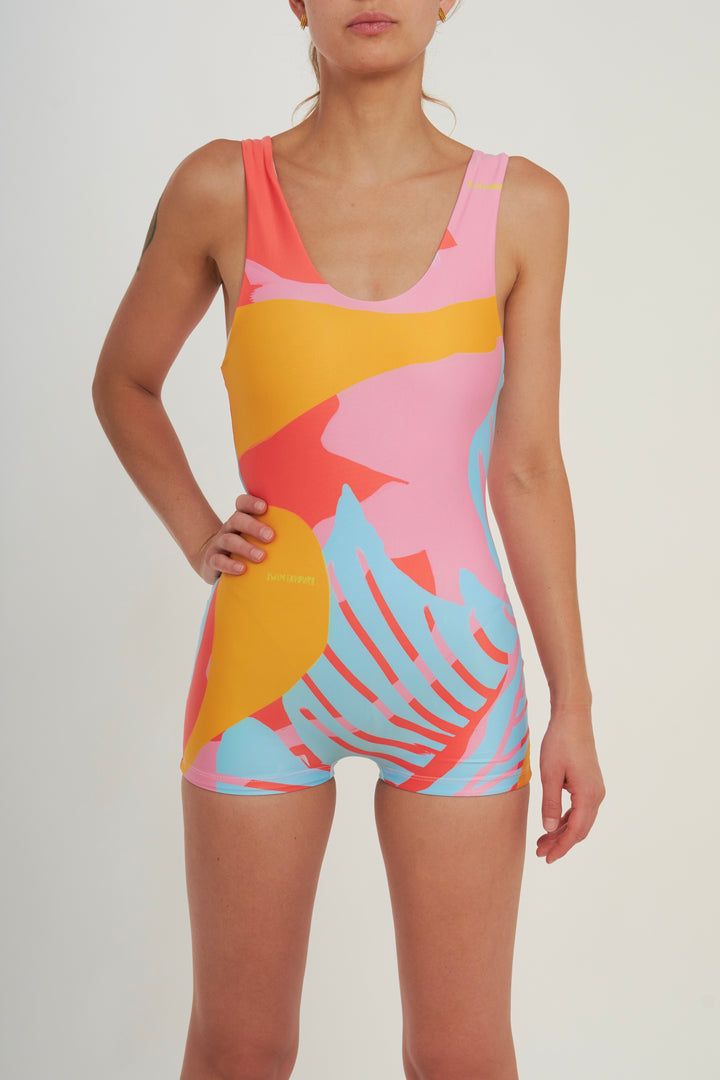 Enterizo 60’s Tropical · Silueta retro que estiliza